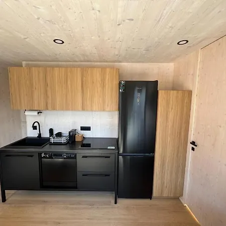 Holiday home 10gardens Mobile No 4 With Sauna And Jacuzzi Privlaka (Zadar)